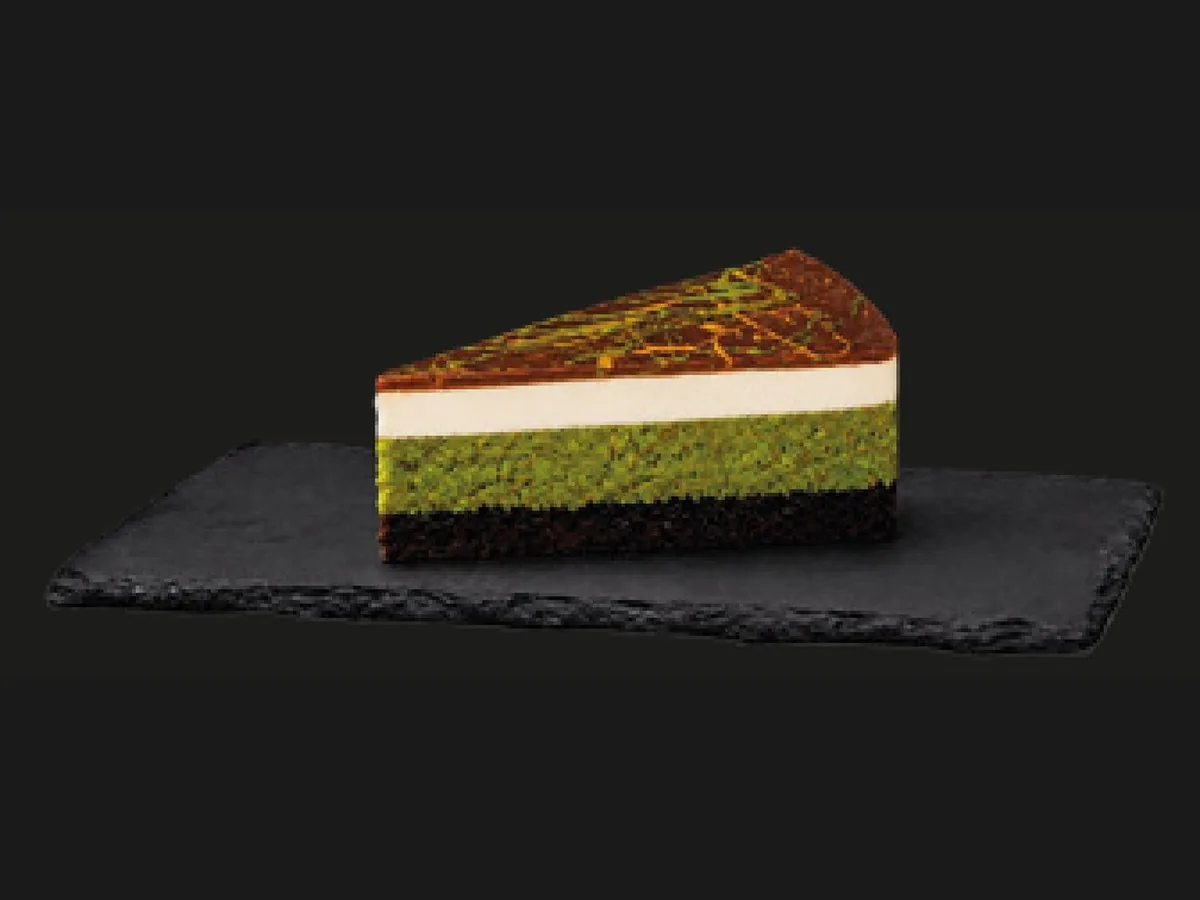 HORECA Cakes – Dubai cake slice with pistachio on slate